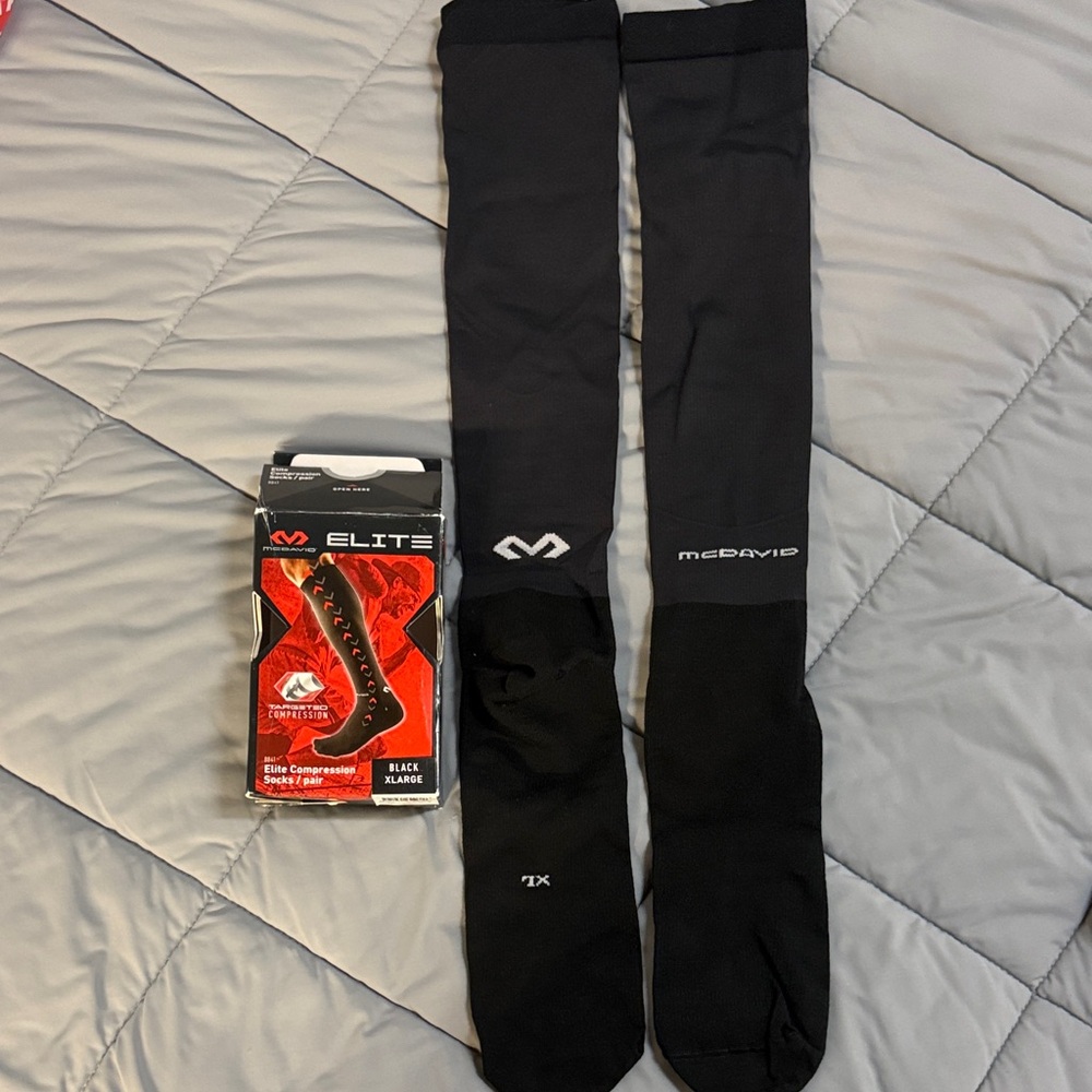 Black Compression Athletic Socks